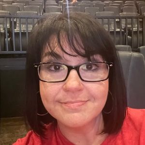 Meet your Posher, Joleen